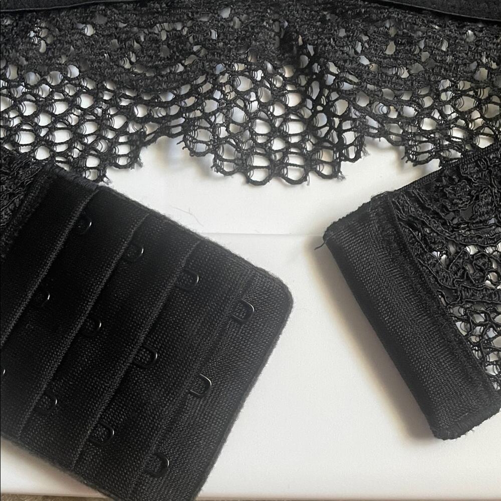 Black Lace Bralette Victoria’s secret small - Picture 5 of 5